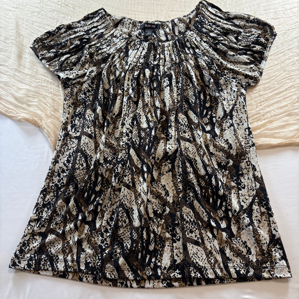 Womens Leopard Print Pleated Scoop Neck Cap Sleeve Boho Style Top Size L